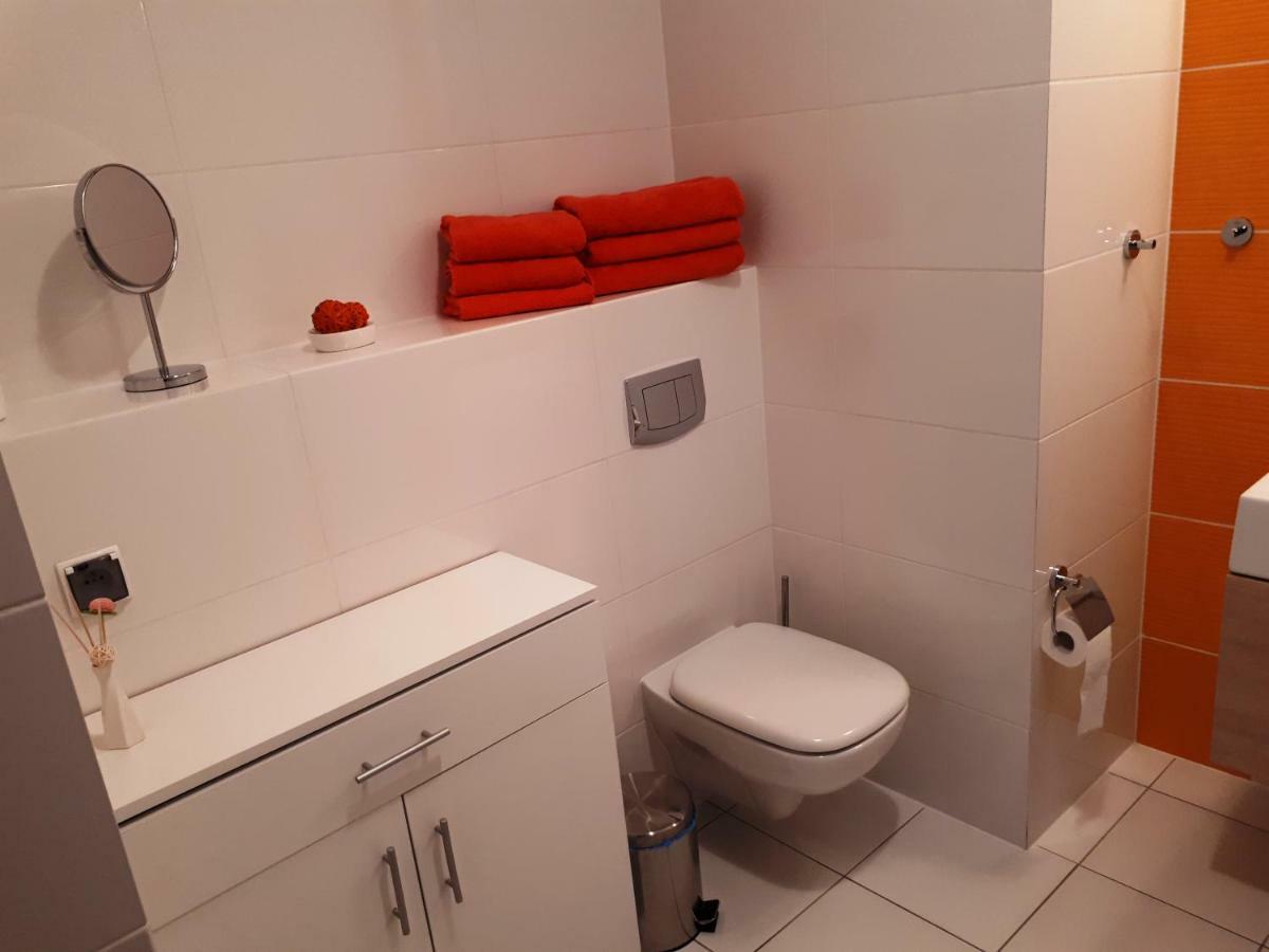 Apartament Trzynastka Свіноуйсьце Екстер'єр фото